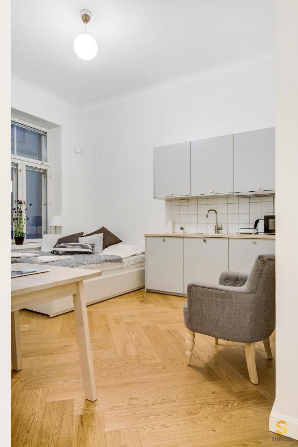 Pieni Roobertinkatu Big 13 Apartment Helsinki Exterior photo